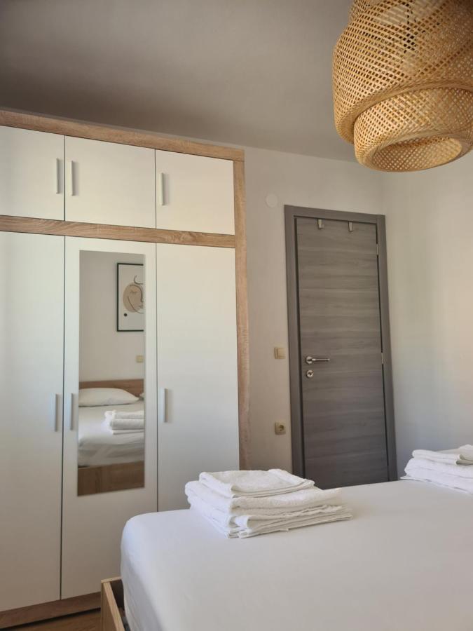 Hello Sunshine - Apartment On The Beach Zubovići Dış mekan fotoğraf